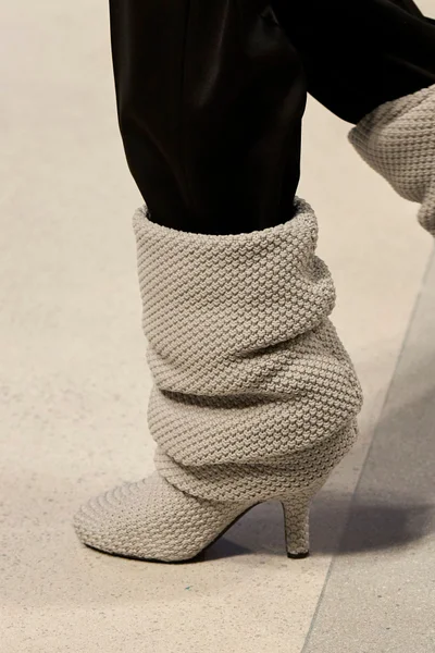 Look 75